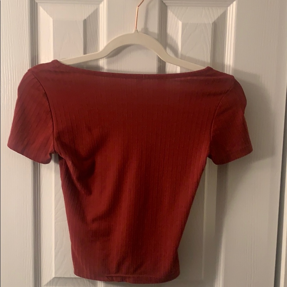 Button crop top - Picture 2 of 2